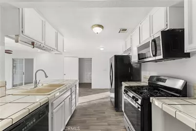 3142 Golfwood Court, Lancaster, CA 93536 - Photo 24
