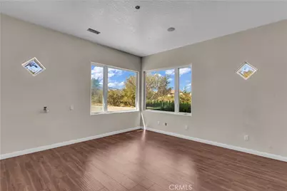 10234 Clover Drive, Oak Hills, CA 92344 - Photo 14