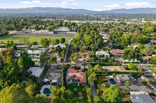 18760 Wells, Tarzana, CA 91356 - Photo 62