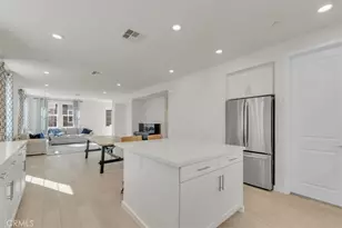 27116 Vly Oak Pl, Valencia, CA 91355 - Photo 32