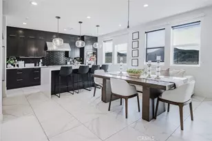 19032 Carranza Ln, Saugus, CA 91350 - Photo 8