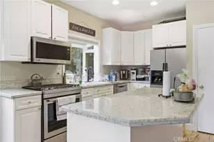 10925 Willowbrae, Chatsworth, CA 91311 - Photo 24