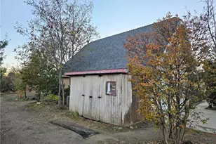 8021 Macron St, Oak Hills, CA 92344 - Photo 38