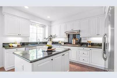 26812 Peppertree Drive, Valencia, CA 91381 - Photo 8