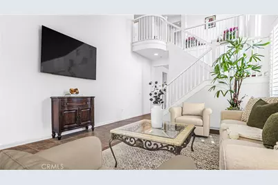26812 Peppertree Drive, Valencia, CA 91381 - Photo 4