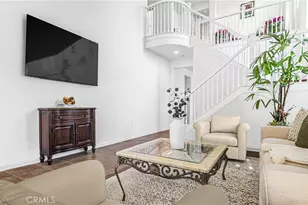 26812 Peppertree Dr, Valencia, CA 91381 - Photo 4