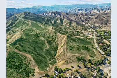 1 Burlwood, Castaic, CA 91384 - Photo 10