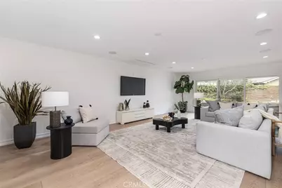 18089 Lake Encino, Encino, CA 91316 - Photo 8