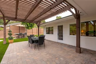 18089 Lake Encino, Encino, CA 91316 - Photo 40