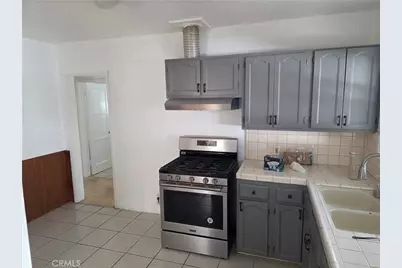 14153 Tiara Street, Van Nuys, CA 91401 - Photo 12