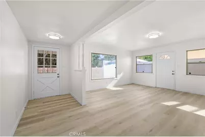 20464 Elkwood, Winnetka, CA 91306 - Photo 6