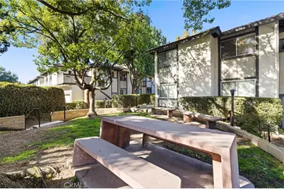 1346 E Hillcrest Drive #49, Thousand Oaks, CA 91362 - Photo 24