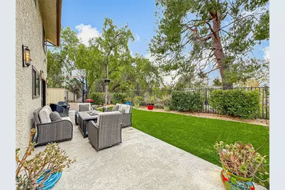 1079 Powderhorn Court, Oak Park, CA 91377 - Photo 46