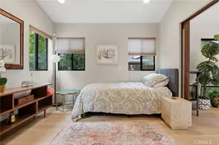 4642 Santa Lucia Dr, Woodland Hills, CA 91364 - Photo 28