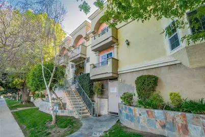 7045 Woodley Avenue #218, Van Nuys, CA 91406 - Photo 2