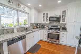 27872 Cherry Creek, Valencia, CA 91354 - Photo 10
