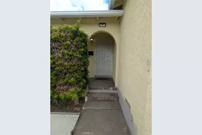 10422 Cayuga, Pacoima, CA 91331 - Photo 4