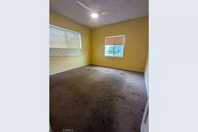 10422 Cayuga, Pacoima, CA 91331 - Photo 8