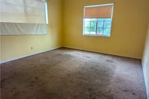 10422 Cayuga, Pacoima, CA 91331 - Photo 8