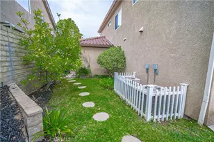 28419 Hidden Hills Dr, Saugus, CA 91390 - Photo 56