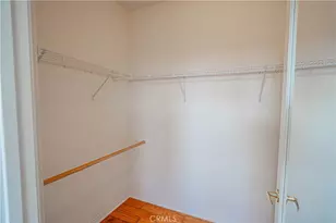 28419 Hidden Hills Dr, Saugus, CA 91390 - Photo 42