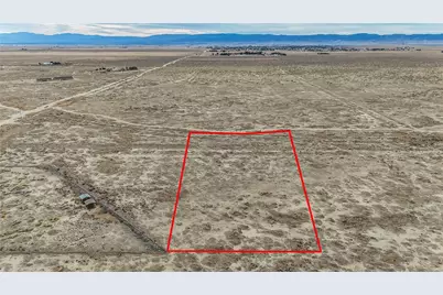 33 Antelope Hwy. A8, Lancaster, CA 93536 - Photo 1