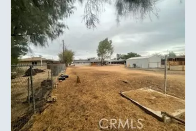 21815 Goshute Avenue, Apple Valley, CA 92307 - Photo 8