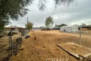 21815 Goshute Ave, Apple Valley, CA 92307 - Photo 8