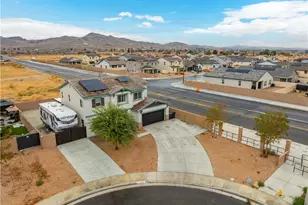 3519 Mt San Gorgonia, Rosamond, CA 93560 - Photo 38