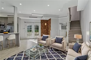 24334 Crestlawn St, Woodland Hills, CA 91367 - Photo 10