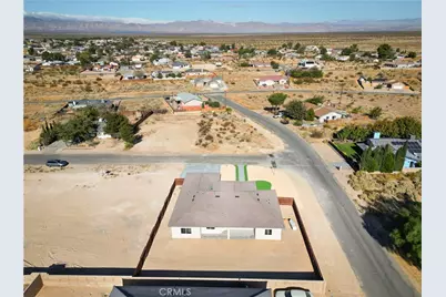 21724 Darrow, California City, CA 93505 - Photo 36
