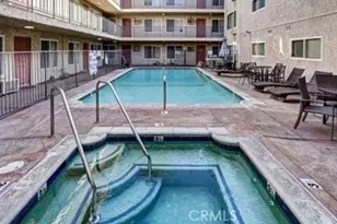 20327 Saticoy Street, Winnetka, CA 91306 - Photo 12