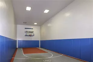 5515 Canoga Ave, Woodland Hills, CA 91367 - Photo 18