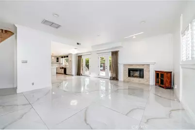 19314 Yolie, Tarzana, CA 91356 - Photo 8