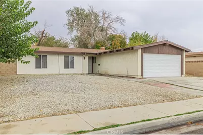 44256 Gingham, Lancaster, CA 93535 - Photo 4