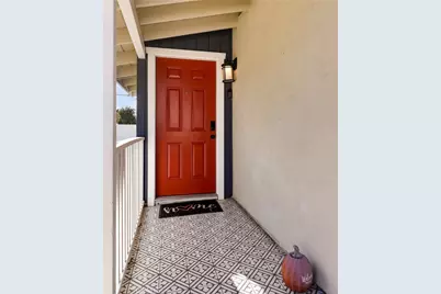 13345 Calcutta, Sylmar, CA 91342 - Photo 4