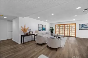 26562 Cardwick Ct, Newhall, CA 91321 - Photo 2