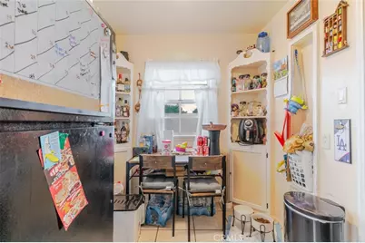 856 W 73rd Street, Los Angeles, CA 90044 - Photo 44