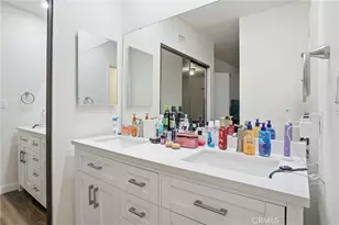 6540 Hayvenhurst Ave, Lake Balboa, CA 91406 - Photo 24
