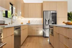 5750 Stansbury Ave, Sherman Oaks, CA 91401 - Photo 14