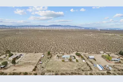 6142 Rare Rabbit Avenue, Mojave, CA 93501 - Photo 48
