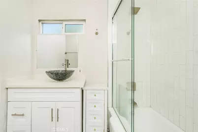 6714 Amigo, Reseda, CA 91335 - Photo 10