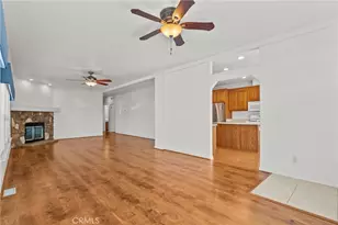 15455 Glenoaks Blvd, Sylmar, CA 91342 - Photo 14