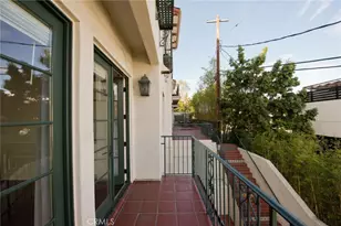 558 Hillgreen Dr, Beverly Hills, CA 90212 - Photo 18