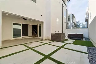 27237 Bush Mallow Ct, Valencia, CA 91381 - Photo 16