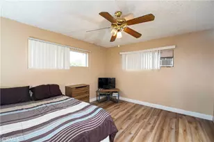 11968 Rossiter, Sylmar, CA 91342 - Photo 24