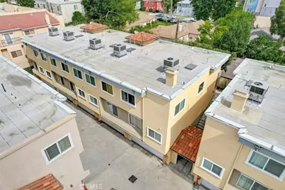 13629 Wyandotte Street #111, Van Nuys, CA 91405 - Photo 44