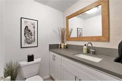 6221 Mammoth Avenue, Los Angeles, CA 91401 - Photo 16