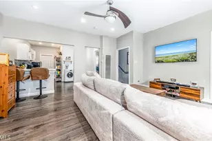 217 Columbia Pl, Los Angeles, CA 90026 - Photo 4