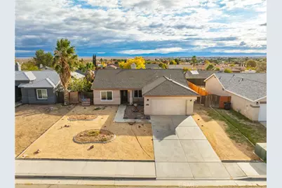 1164 Barrington, Rosamond, CA 93560 - Photo 2